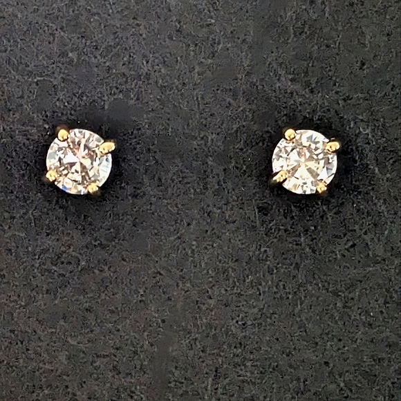 Macy's Jewelry - MACY'S. CZ STUD EARRINGS. YELLOW GOLD PLATED.